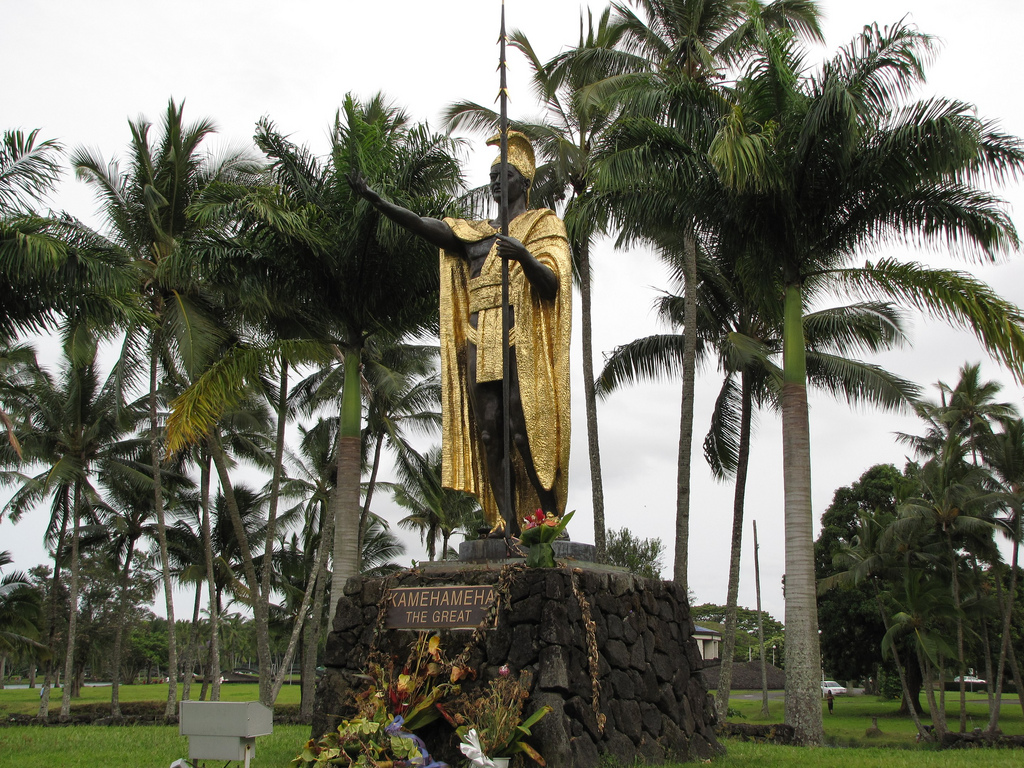 kamehameha statue hilo