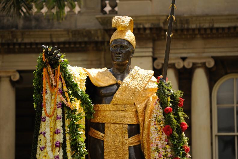 5 Fascinating Facts about the King Kamehameha Statues - HAWAIʻI