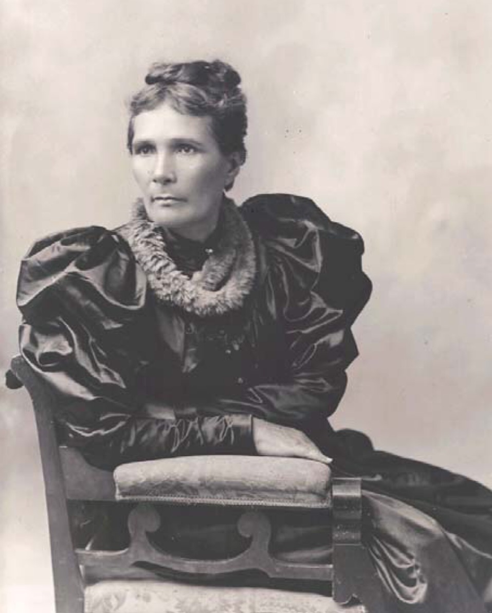 emma metcalf nakuina