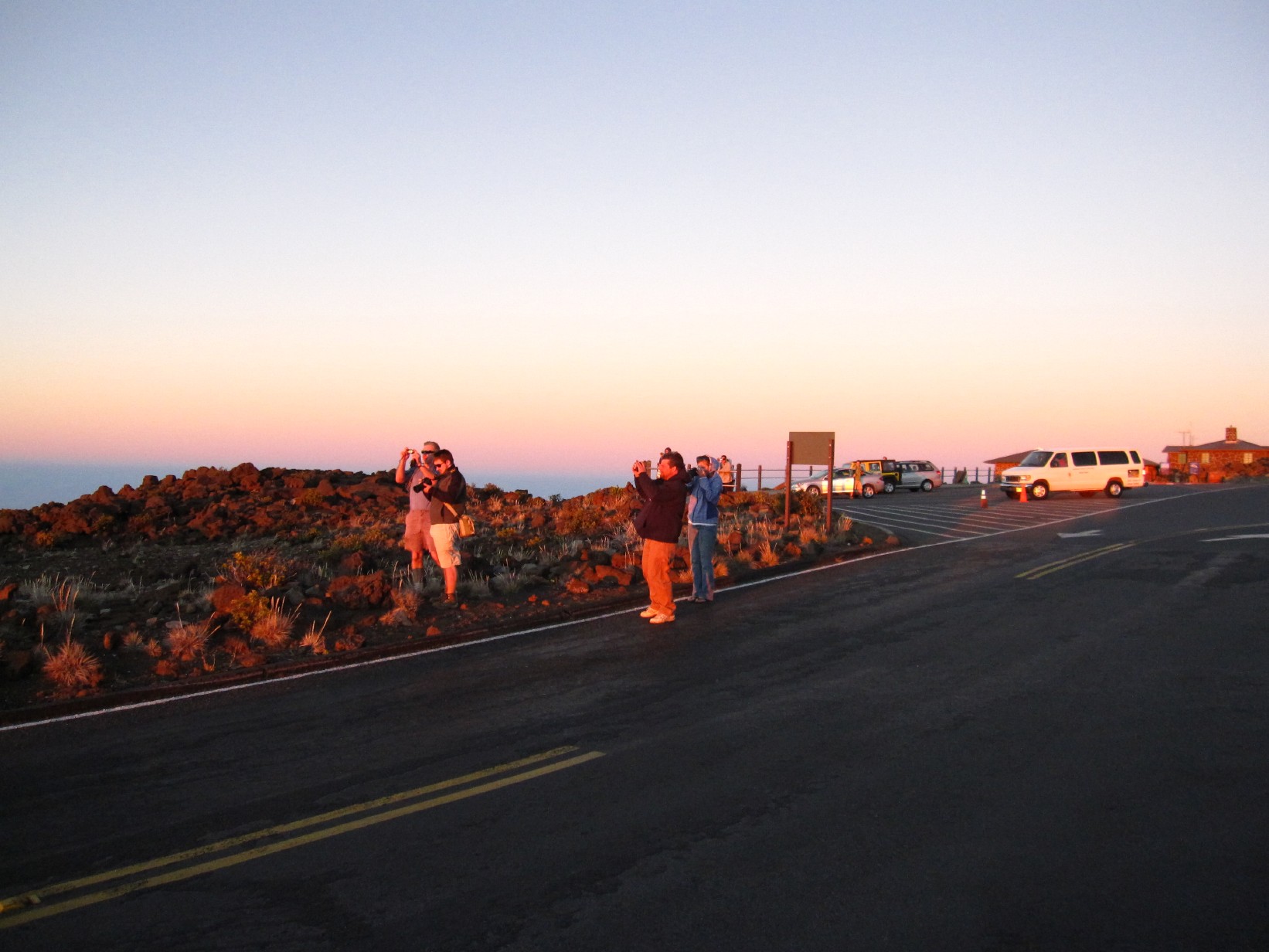 Maui_Haleakala_sunset_road_trip