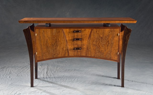 Hawaii_woodworks_at_annual_Hawaii_Woodshow