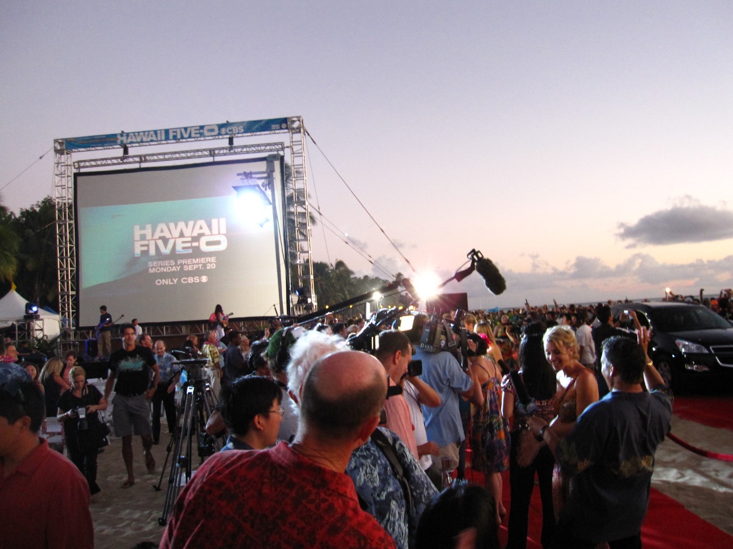 scenes_from_Hawaii_Five_0_premiere_Waikiki