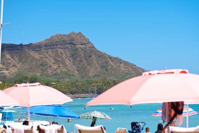 tropical_fresh_cocktails_recipe_Royal_Hawaiian_four