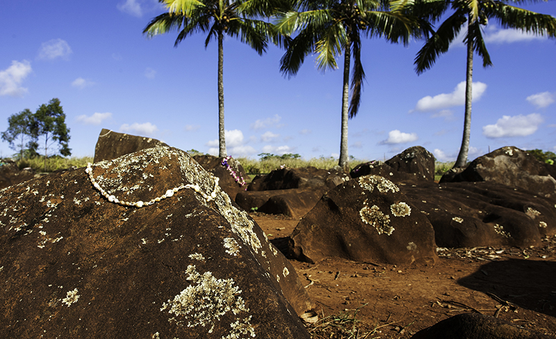 kukaniloko birthstones