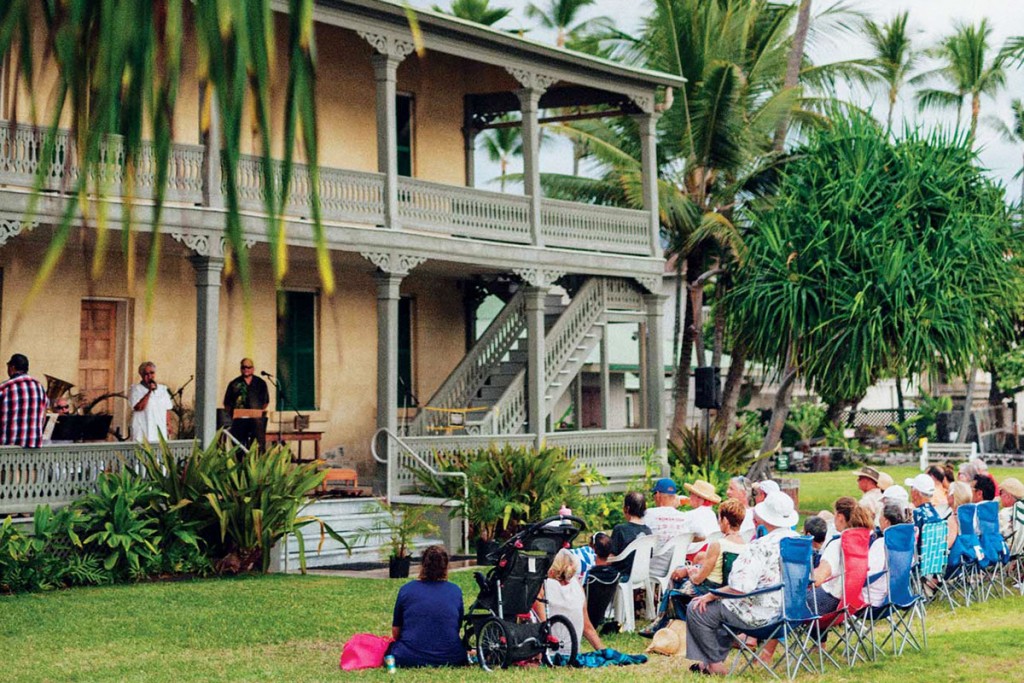 Locals_Palace_MeganSpelmanH