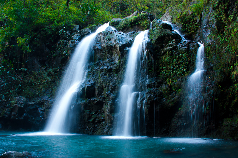 waikani falls maui