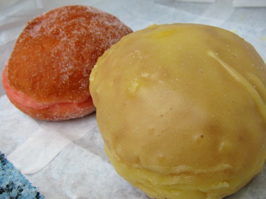 Chars_Chopsticks_Punaluu_Bake_Shop