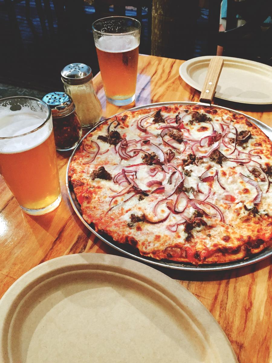 rocco's pizza pub big island