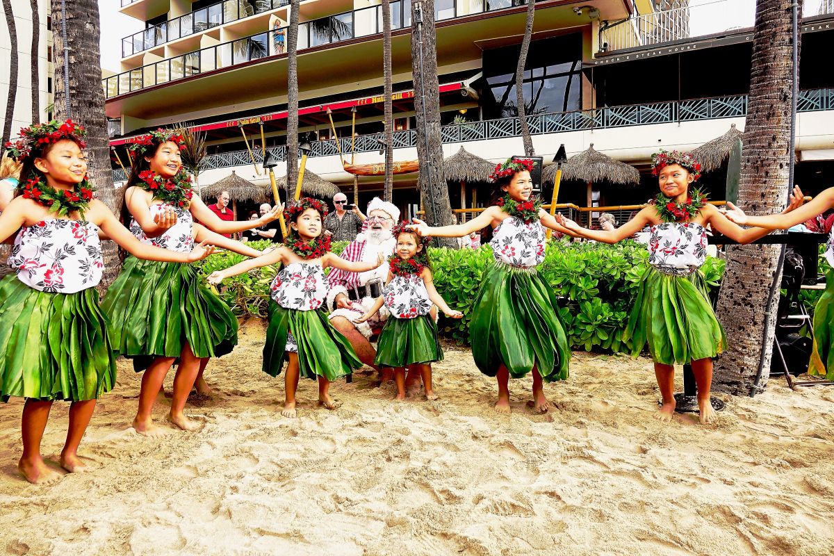 santa hawaii waikiki
