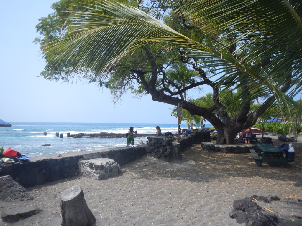 hookena beach park hawaii