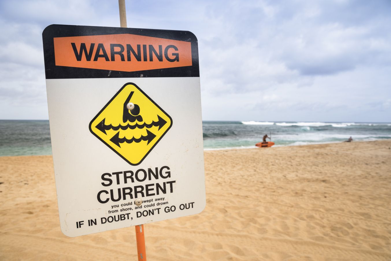 Your Hawaiʻi Beach Safety Guide - HAWAIʻI Magazine