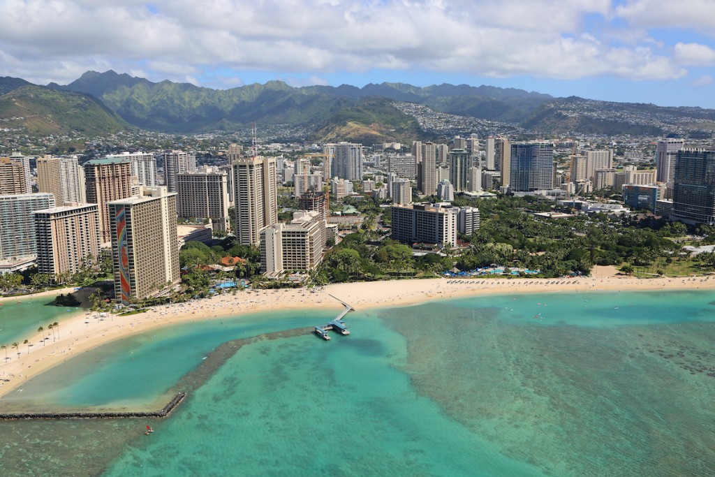 Kahanamoku Beach Of Honolulu