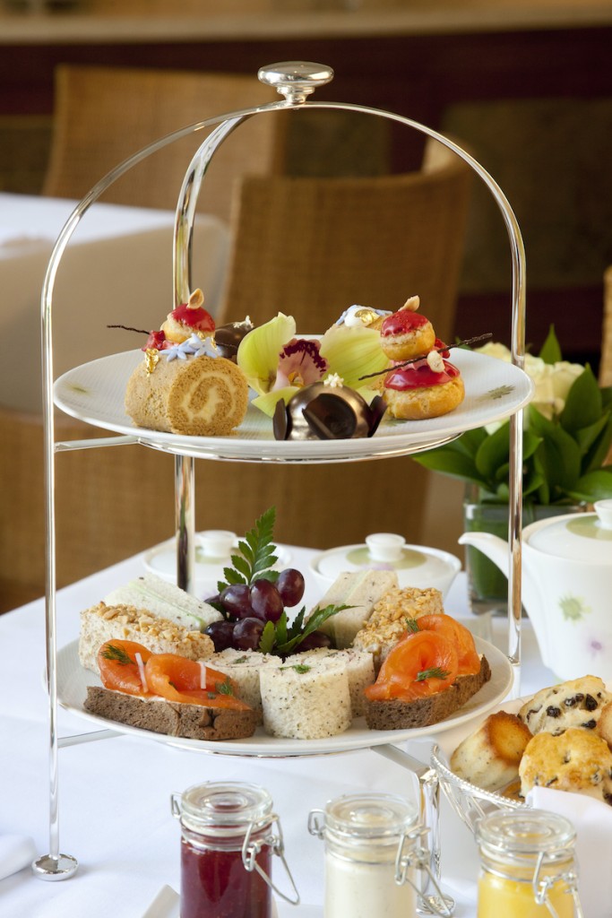 20220406 Afternoontea Sn Halekulani Tiered Food