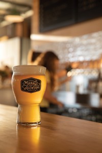 01 2204 Mahaloaleworksp1a1748 Swp