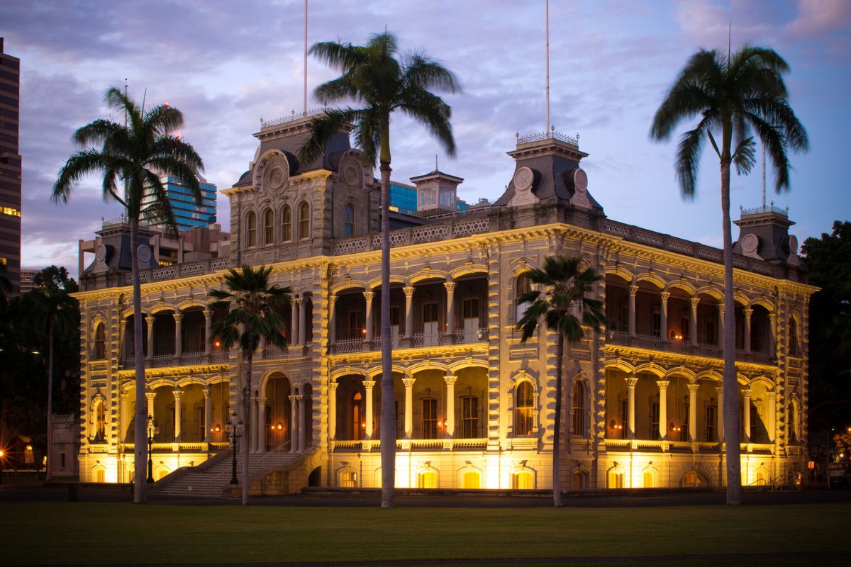 Iolanipalace