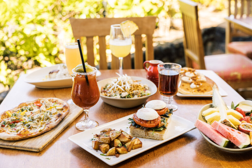 20240719 Bob Maui Restaurants Hula Grill Hula Maui 2 24 11 2