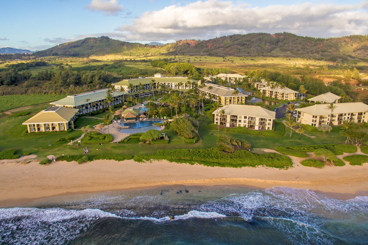 Celebrated Chef Roy Yamaguchi Debuts New Dining Destination on Kauaʻi